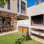 Sithoniars Luxury Three Floor N2 With Private Pool & Garden 别墅 尼基季