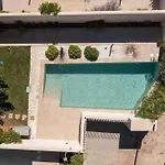 Sithoniars Luxury Three Floor N2 With Private Pool & Garden 尼基季