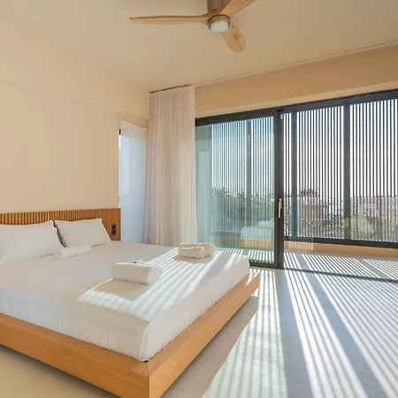 Sithoniars Luxury Three Floor N2 With Private Pool & Garden *