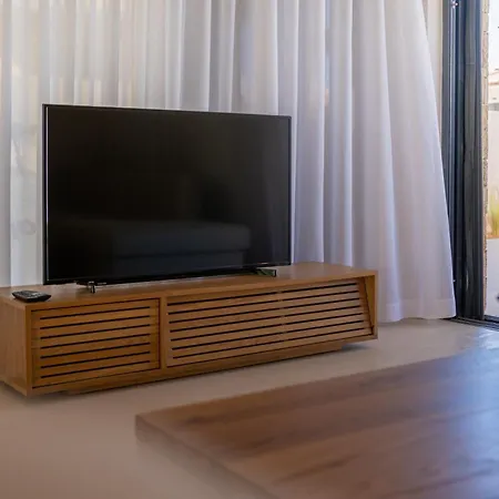 Sithoniars Luxury Three Floor N2 With Private Pool & Garden