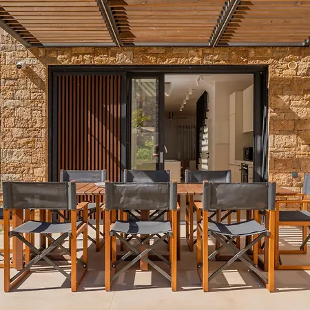 Sithoniars Luxury Three Floor N2 With Private Pool & Garden