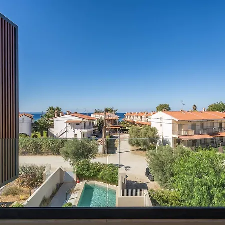 Sithoniars Luxury Three Floor N2 With Private Pool & Garden *