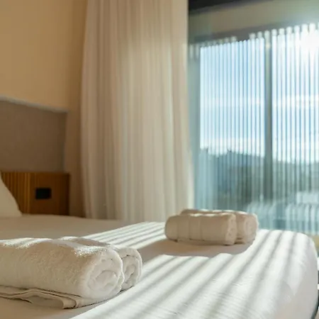 فيلة Sithoniars Luxury Three Floor N2 With Private Pool & Garden
