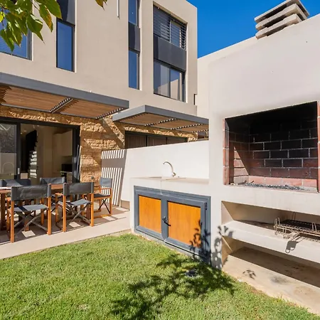 Sithoniars Luxury Three Floor N2 With Private Pool & Garden فيلة نيكيتي