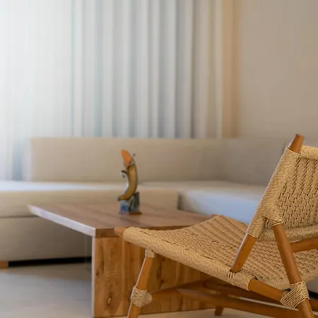 Sithoniars Luxury Three Floor N2 With Private Pool & Garden *