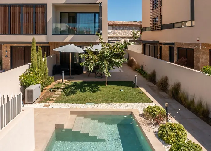 Sithoniars Luxury Three Floor N2 With Private Pool & Garden Willa Nikiti (Sithonia)