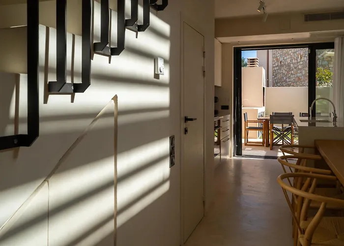 Willa Sithoniars Luxury Three Floor N2 With Private Pool & Garden Nikiti (Sithonia)