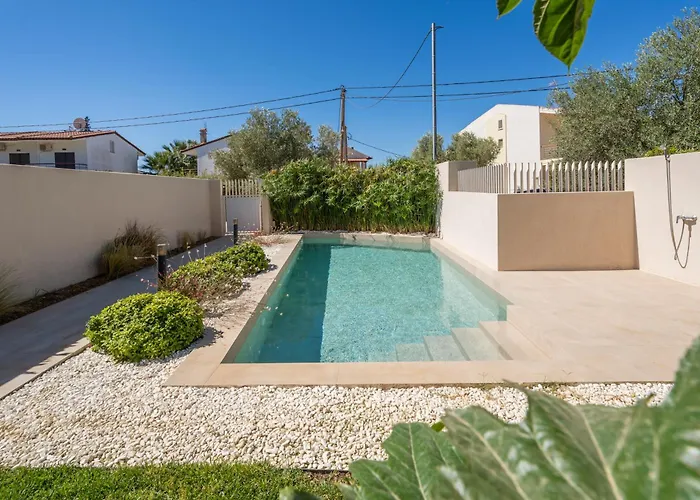 Sithoniars Luxury Three Floor N2 With Private Pool & Garden * Nikiti (Sithonia)