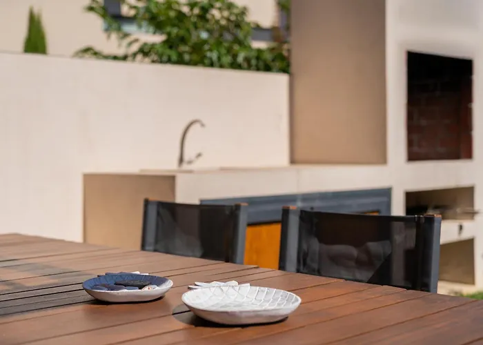 Willa Sithoniars Luxury Three Floor N2 With Private Pool & Garden Nikiti (Sithonia)