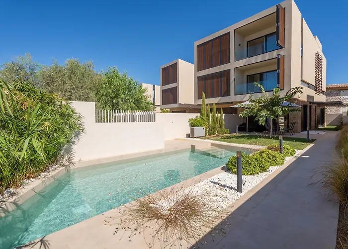 Sithoniars Luxury Three Floor N2 With Private Pool & Garden Willa Nikiti (Sithonia)